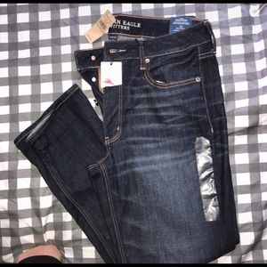 American Eagle “tomgirl” jeans